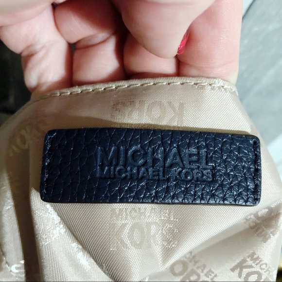Michael Kors | frances XL navy crossbody bag - Picture 7 of 8